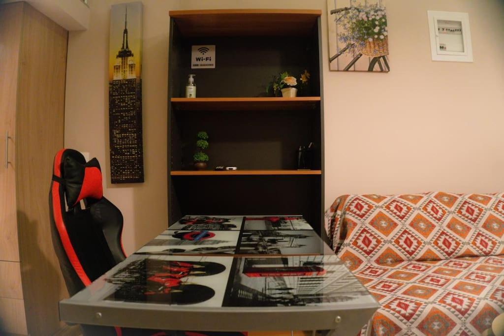 Modern Cozy Appartment In سالونيك المظهر الخارجي الصورة